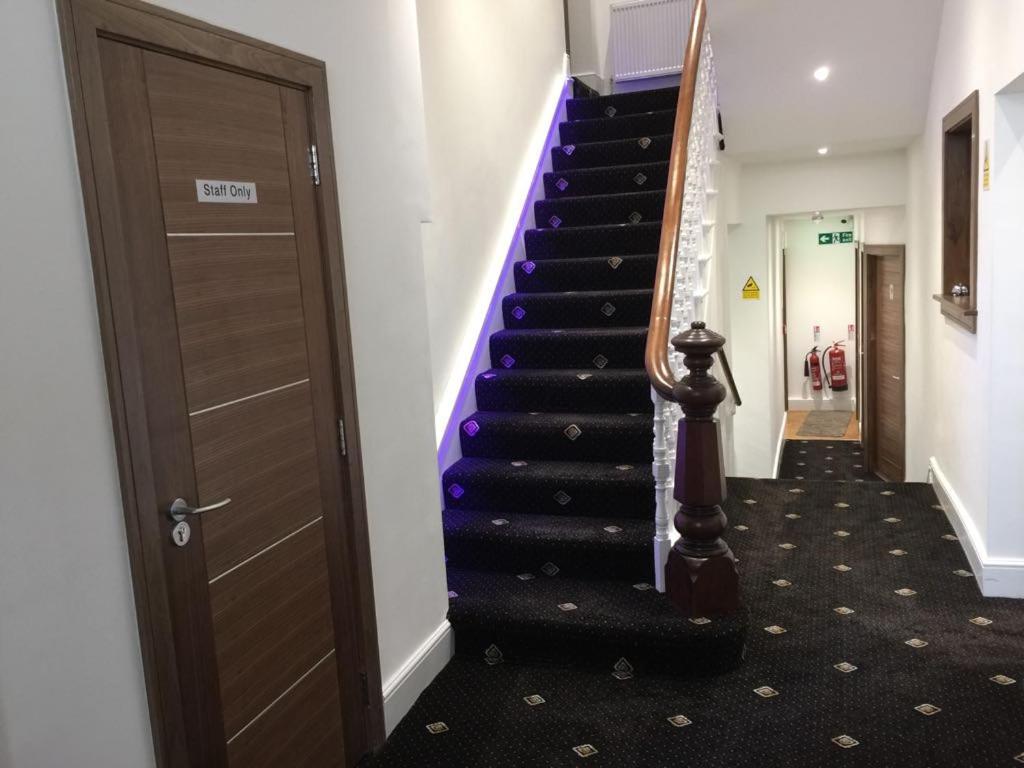 The Marlborough Hotel Waterloo Экстерьер фото