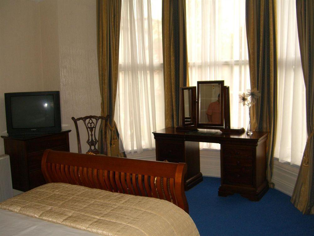 The Marlborough Hotel Waterloo Экстерьер фото